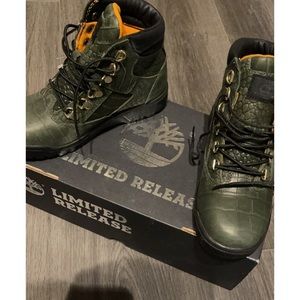 Limited release timbs size 3 youth
